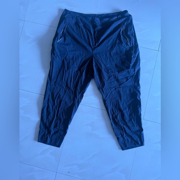 Athleta Trekkie North Jogger Women’s Sz 18Mountain Hiking Trail Pants Black - Picture 13 of 14